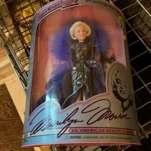 Marilyn Monroe collector series